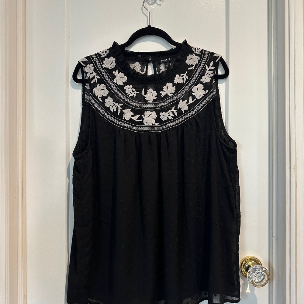 Black and White Embroidered Women's Top
